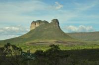 Vista para o Morrão da trilha de acesso