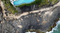 Dique máfico na Praia de Buracão